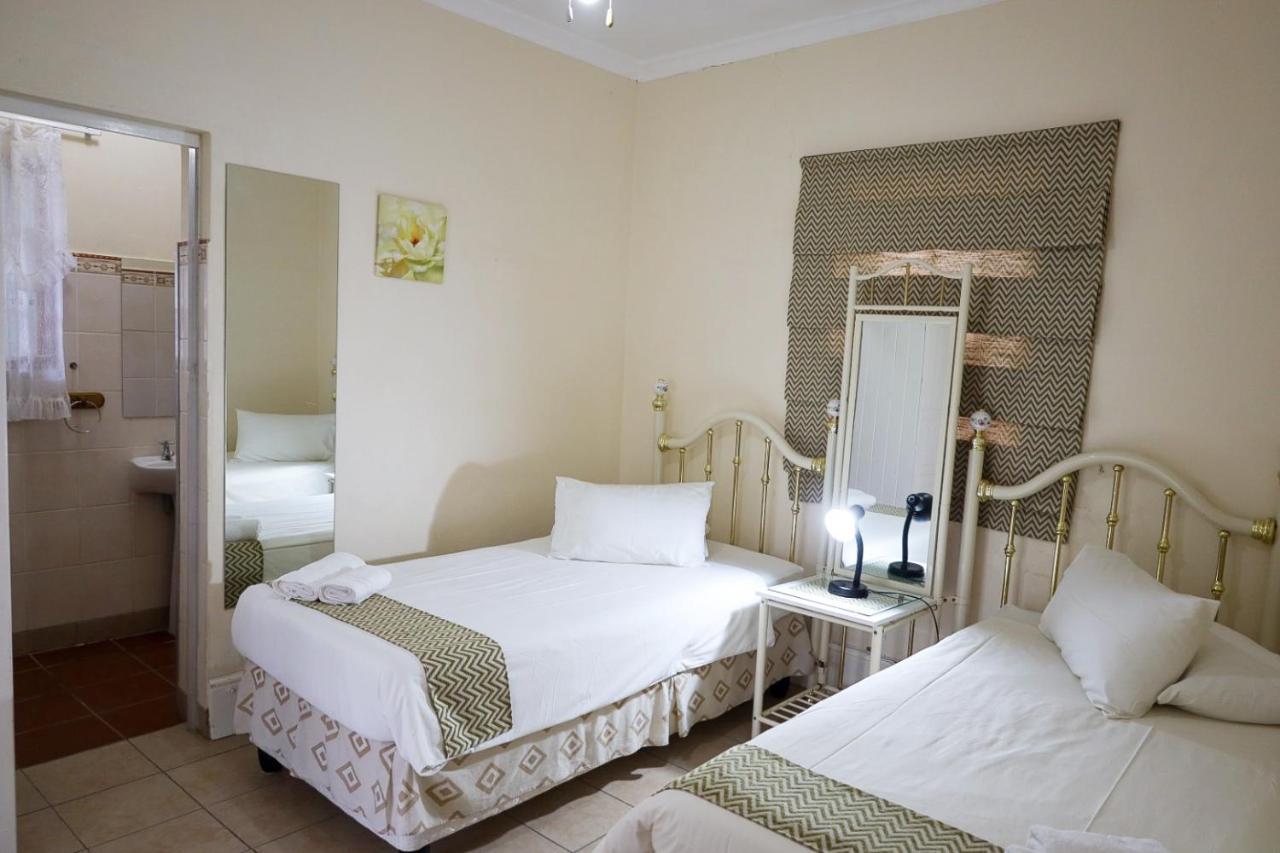 Profcon Resort Graaff-Reinet Buitenkant foto