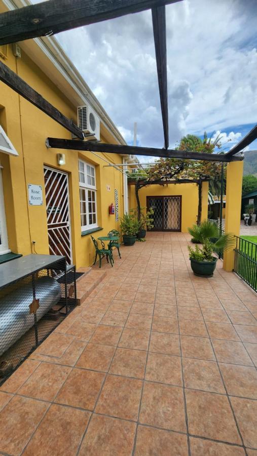 Profcon Resort Graaff-Reinet Buitenkant foto