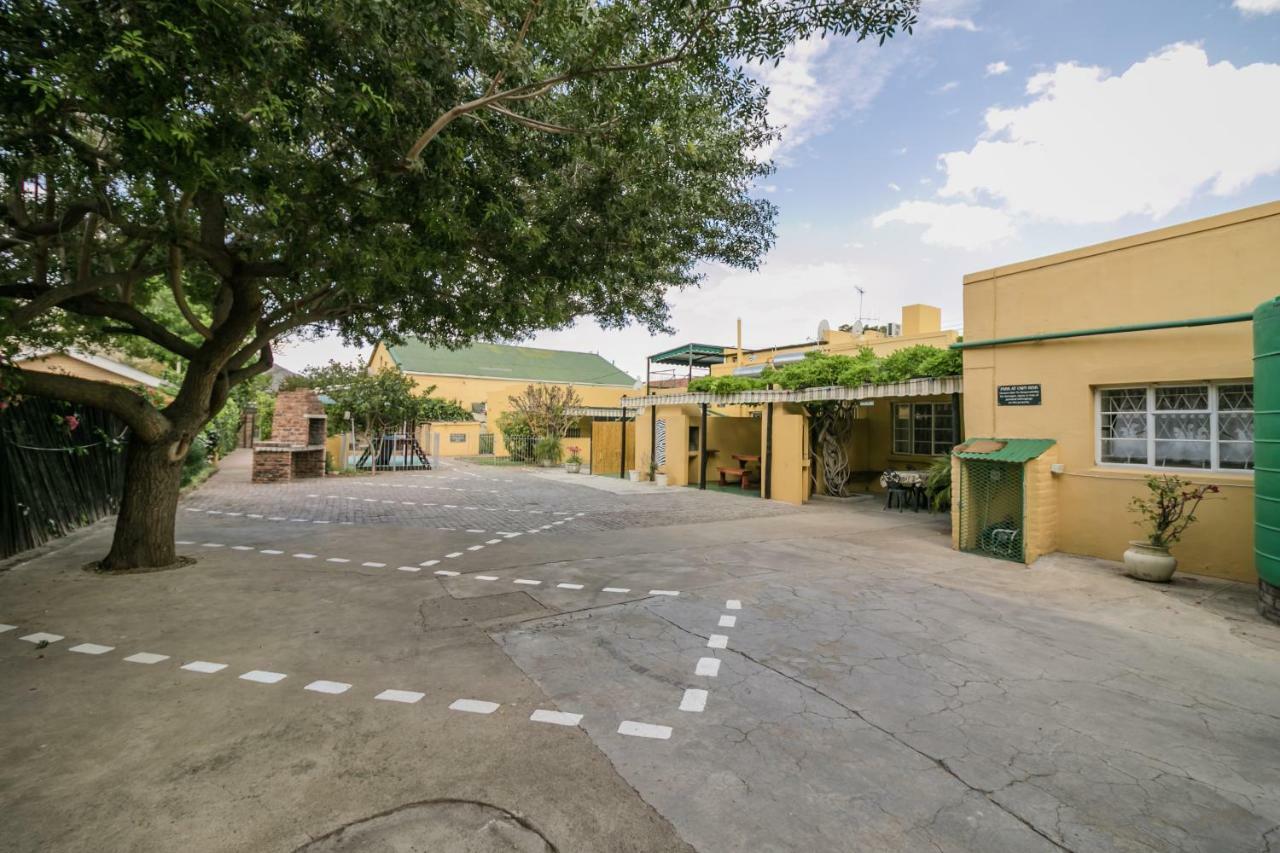 Profcon Resort Graaff-Reinet Buitenkant foto