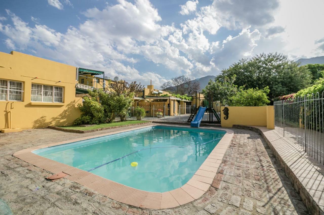 Profcon Resort Graaff-Reinet Buitenkant foto
